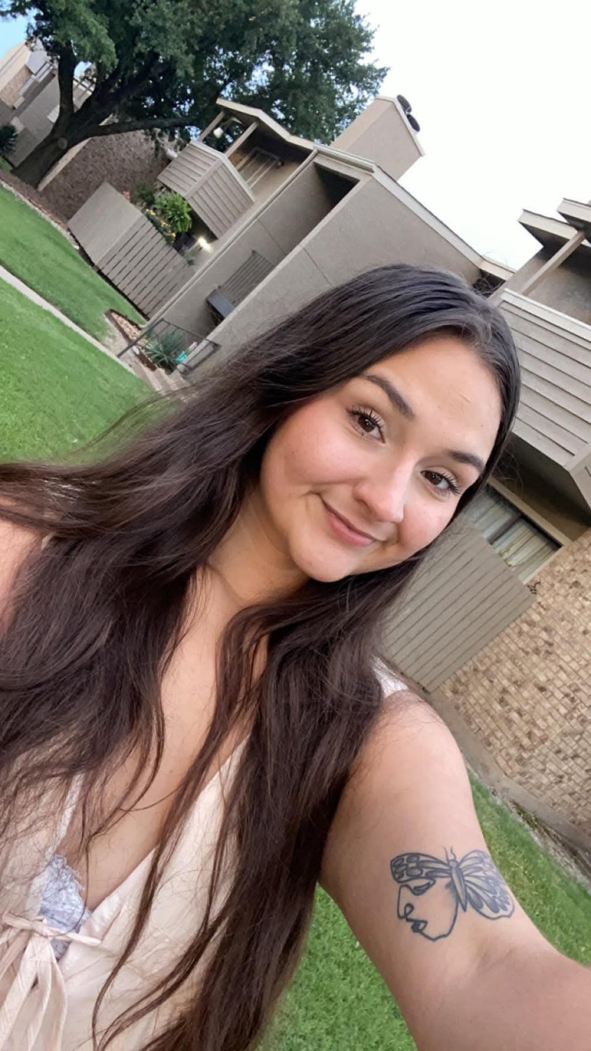Slutty sexy cousin Elysia #Uoh5nnwy