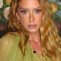 Marina Ruy Barbosa Mostra Look de Show com Luísa Sonza (Foto + Rx)
