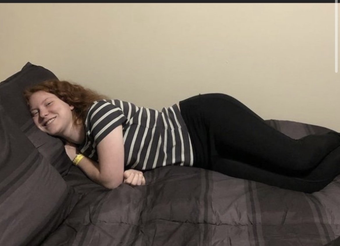 Teen ginger, 18, getting 1st raw cock in 3some with 1 white and 2 BBC one by one stretching her. #uuyoSFJK