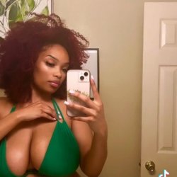 Bikini Sexy Selfie