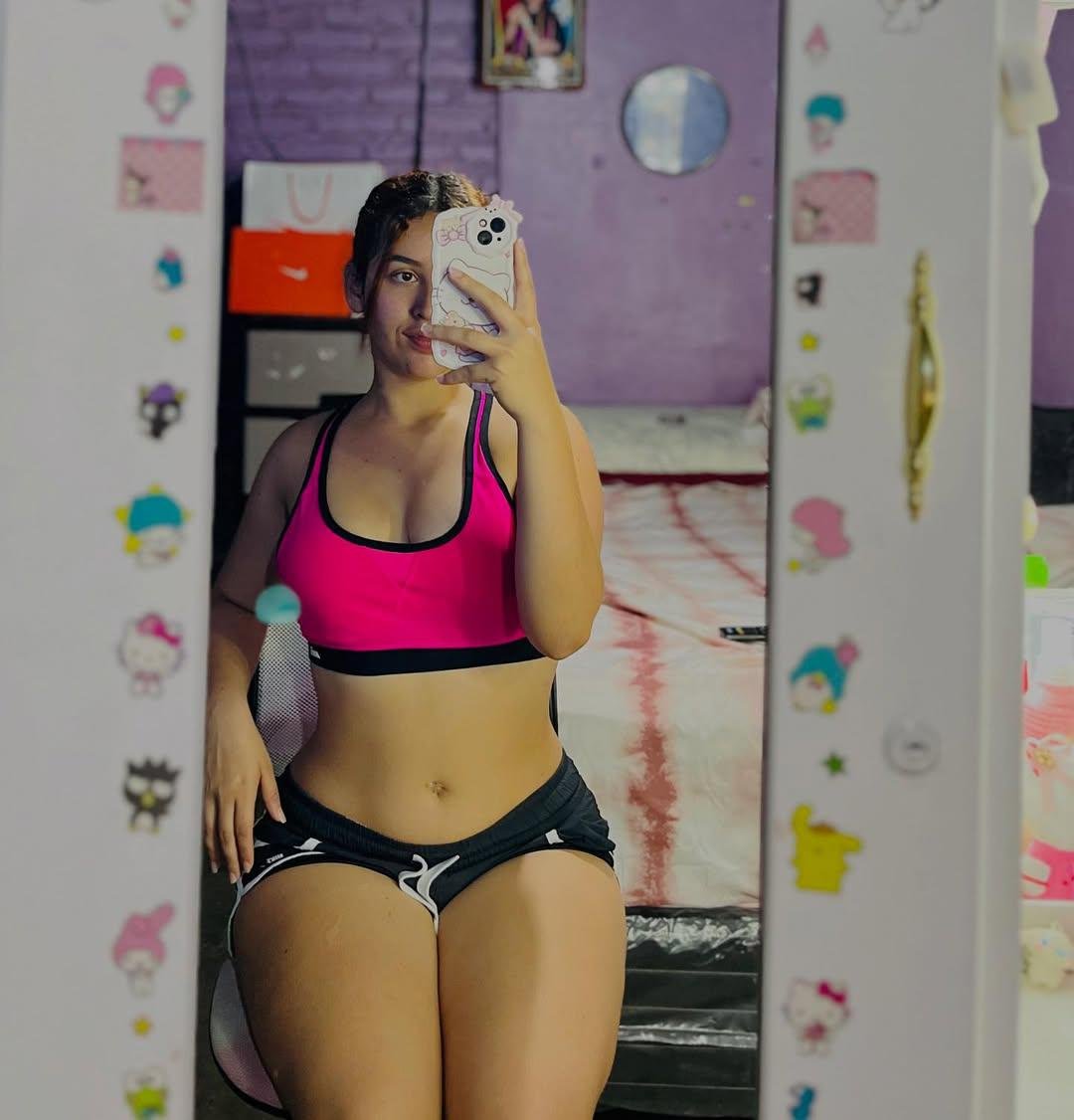 Cachorra gostosa puta rabuda 😏🤤💦 #vbU0Ww38