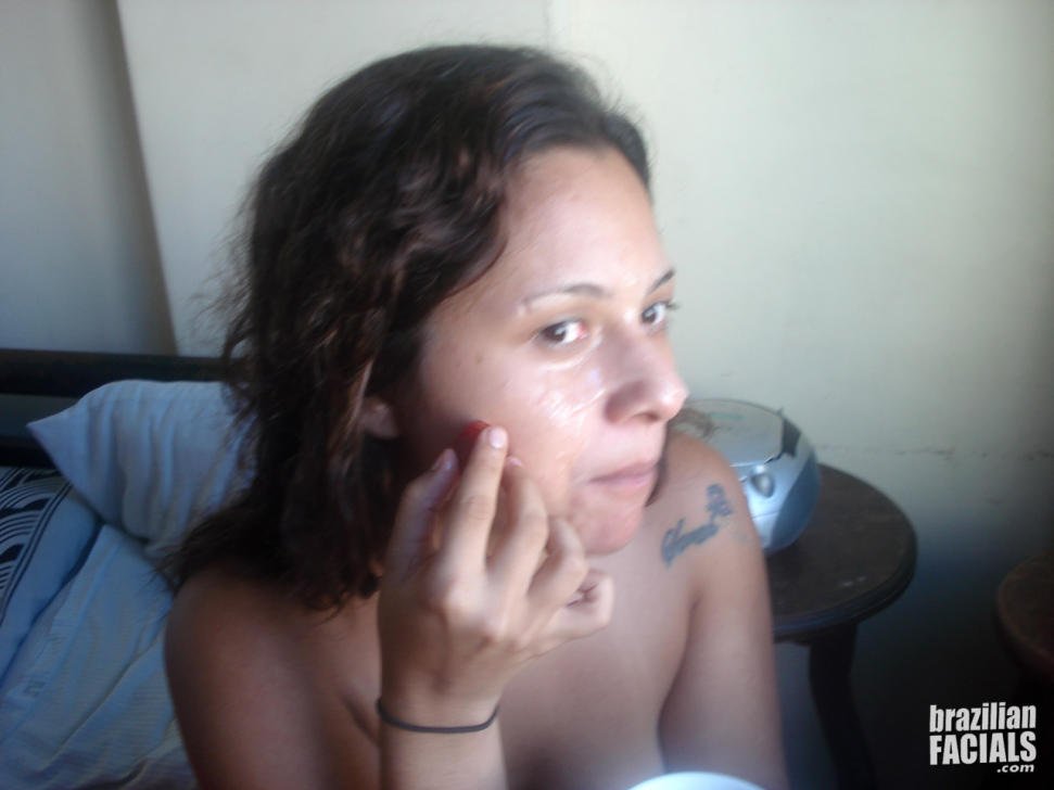 Lorraine - Brazilian Facials #vDAdA26c