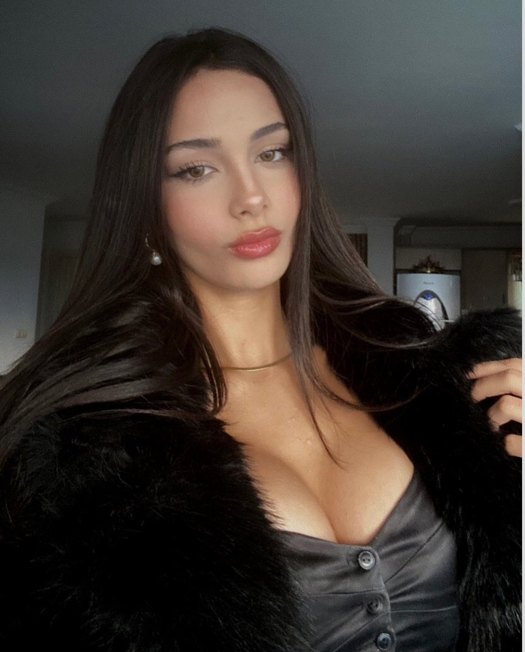 Amateur baddie #vG2yXLCi