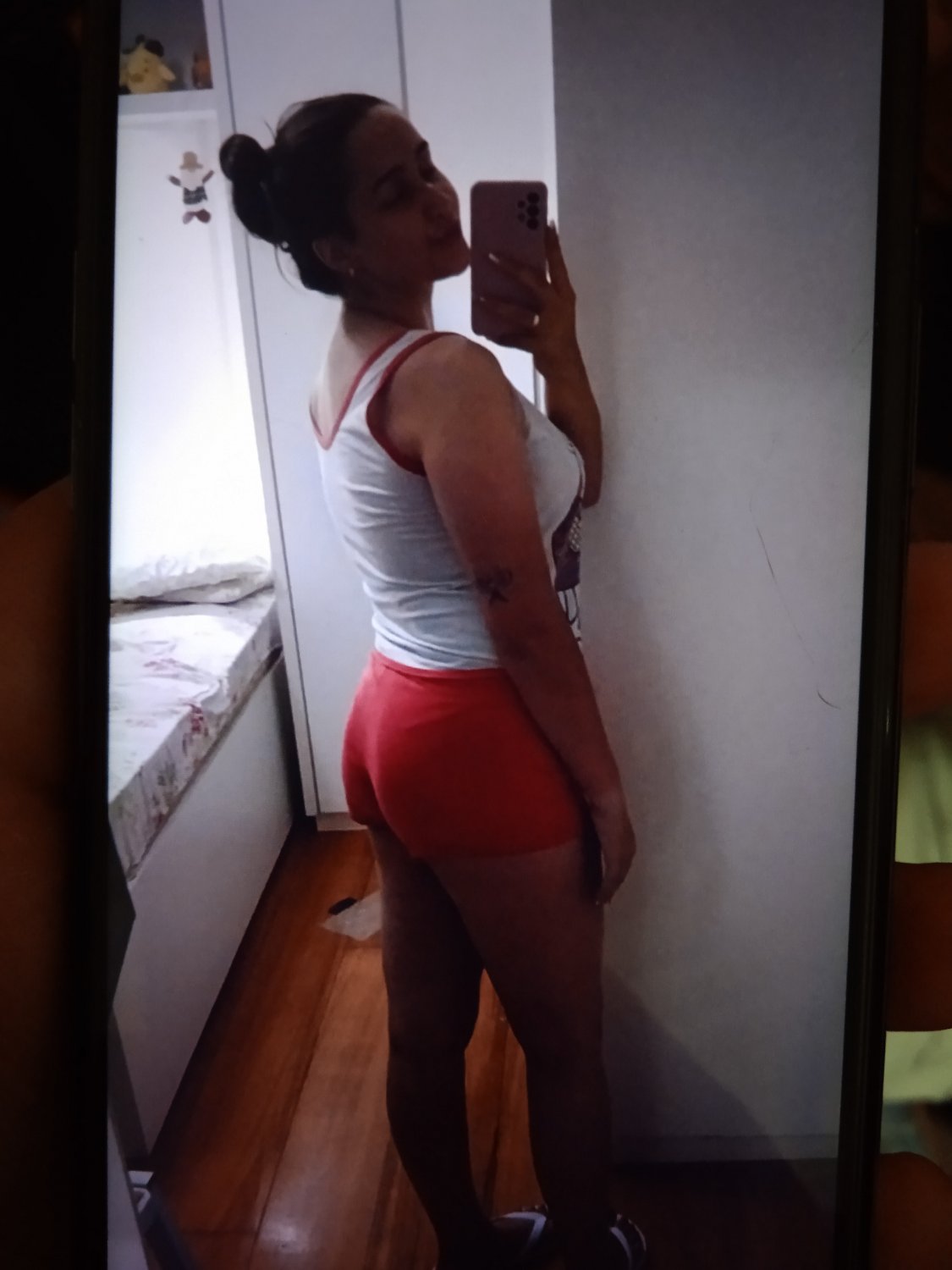 Mulher muito gostosa,quem quiser vazar alo vem PV #VJKq0mpD