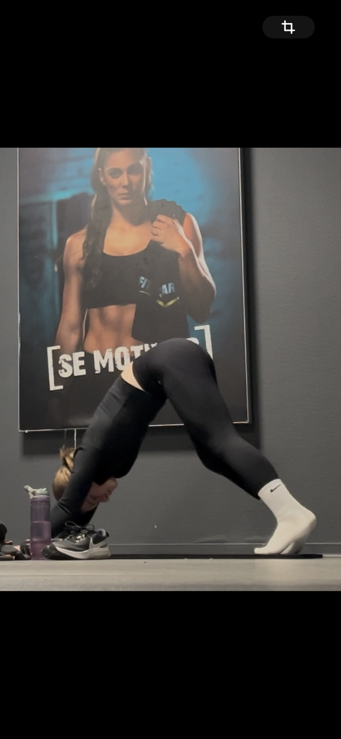 gymgirl with a peachy little ass #vnz0ndxO