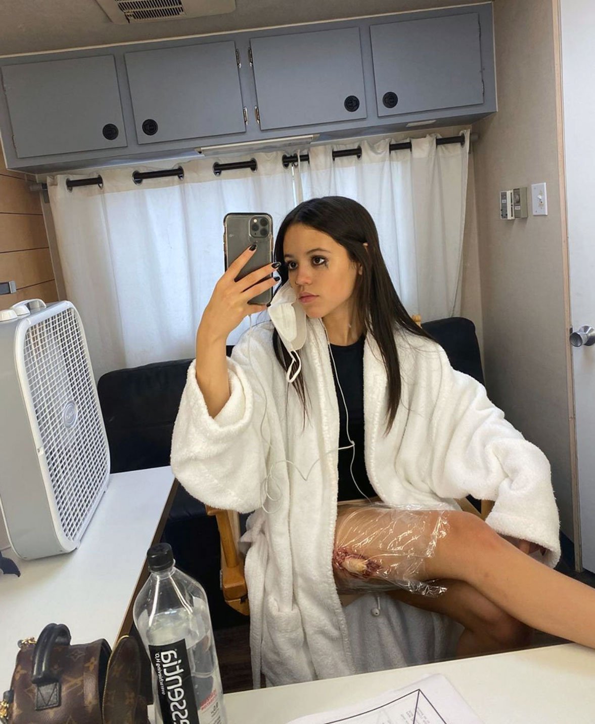 Jenna Ortega mostrando o quanto que ela gosta de ser putinha #vPjGk3pS