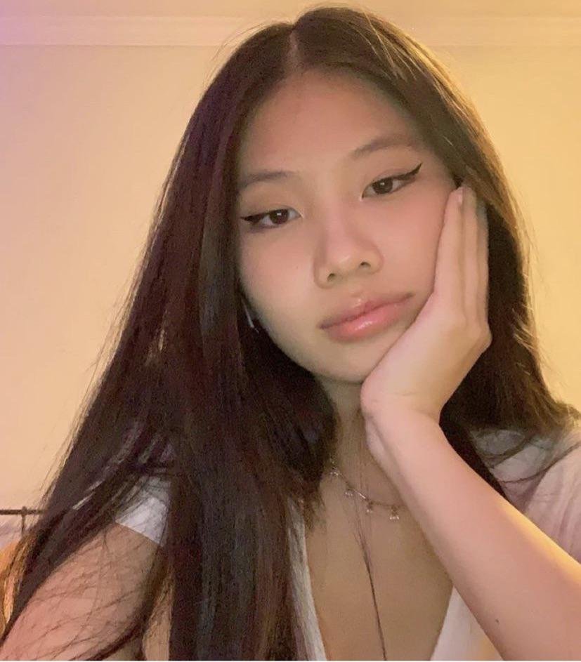 19yo ABG Slut’s LEAKED NUDES - Tits, Pussy, & Ass!!! #VWy0bInO