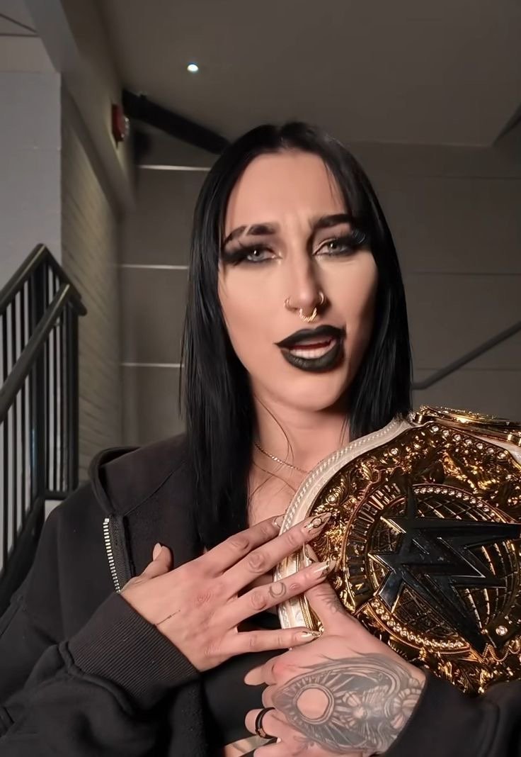 WWE Rhea Ripley #W3qx5er9