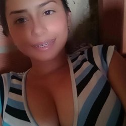 Seguidora Envia su Contenido para Ayudar a sacar leche