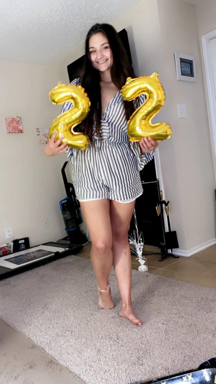 Slutty sexy cousin Elysia #WgT1JhYf