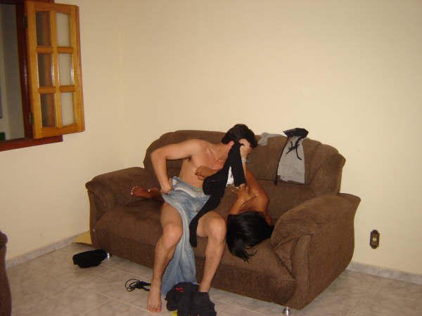 Playboy comendo várias #Wr54GIRZ