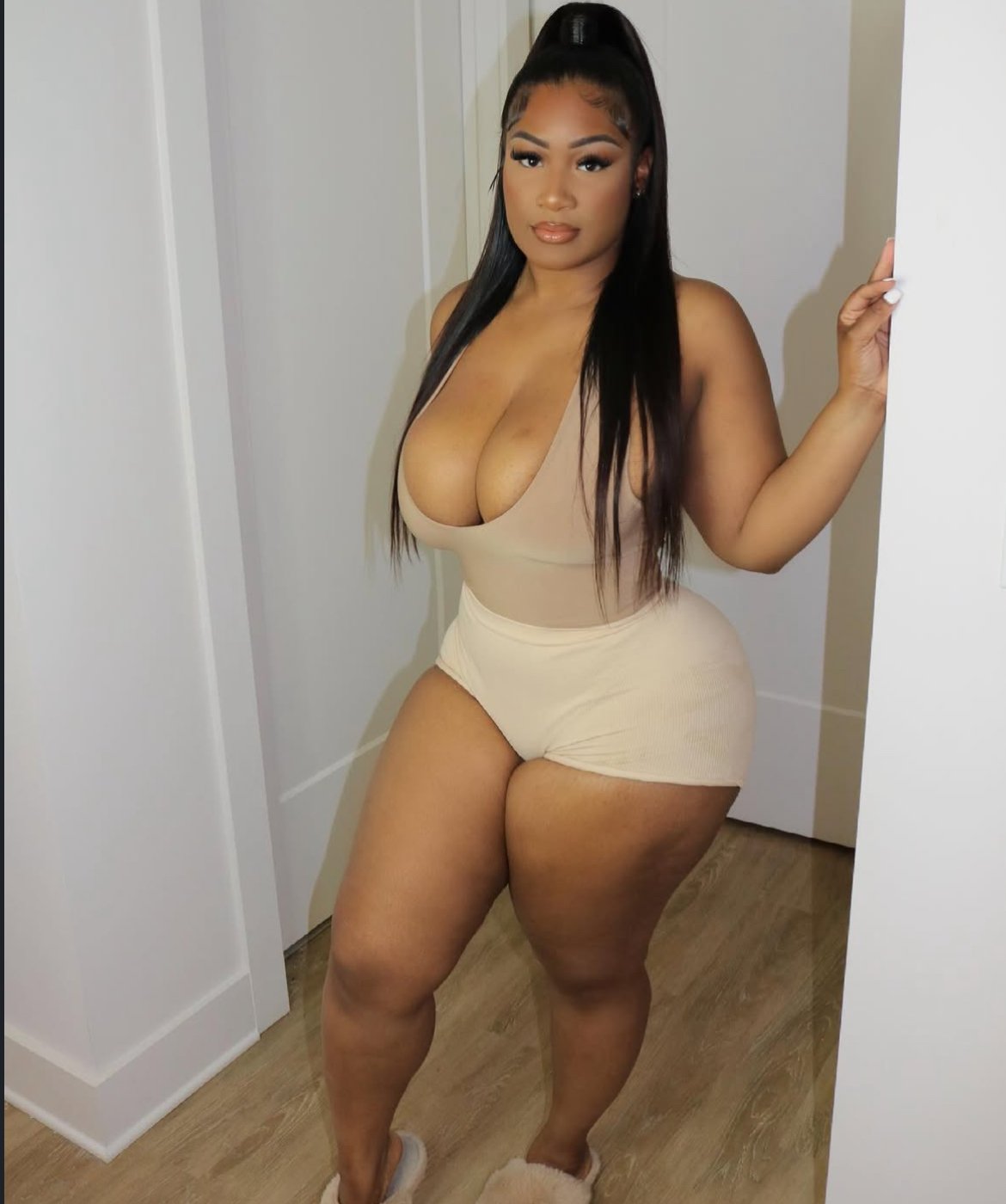 Sexy Nylah #WU1II4Gi