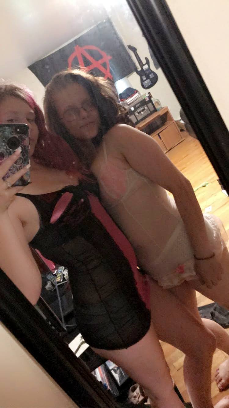 Chubby Slut & Friend #WxtUKpvy
