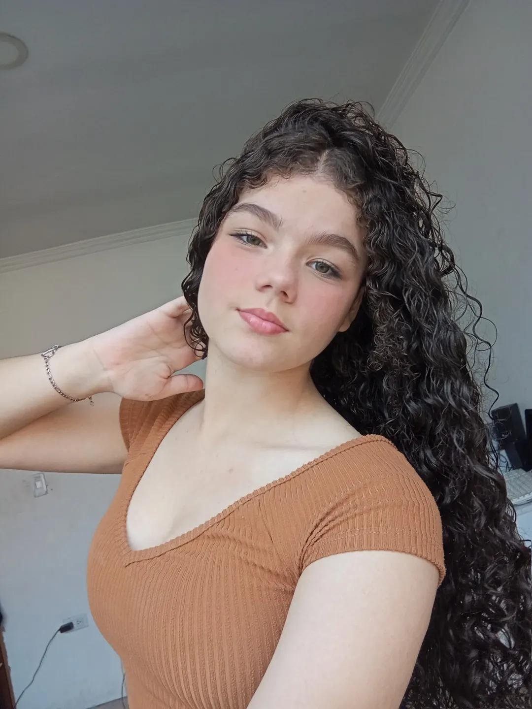 Karen González #wY6AR1b8