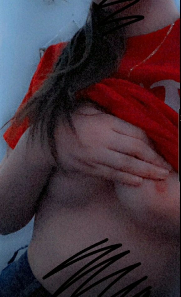 SmartSelect_20250512-140031_Snapchat #wZYlKra0