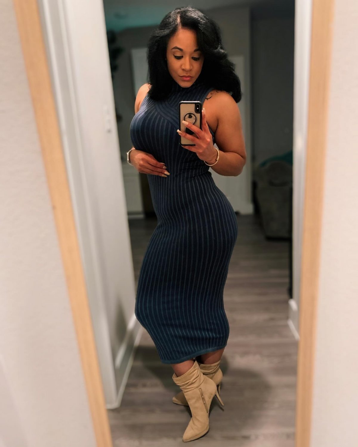 Thick Ebony Gym Milfs #x03CXKD1