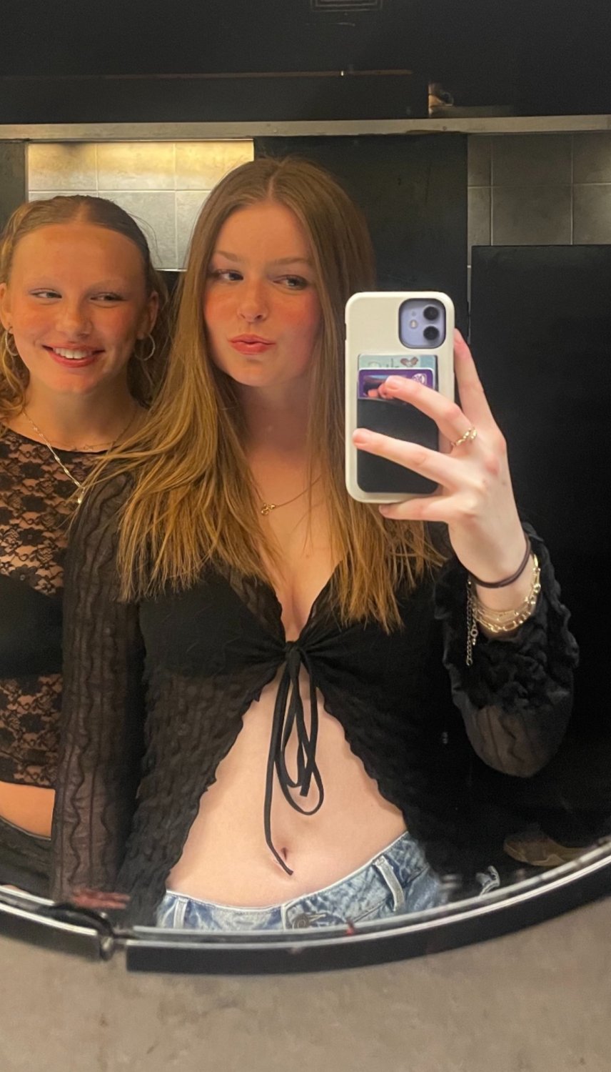 Sophie B, Western Uni Slut exposed #x8BCOMC8