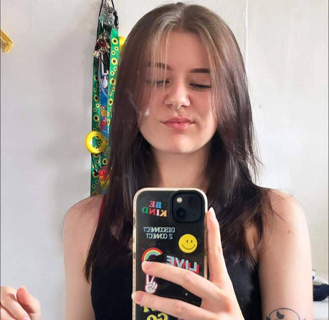 xbbk5jyb Submitted Petite 22 Year Old Webslut Penny #XBbK5Jyb