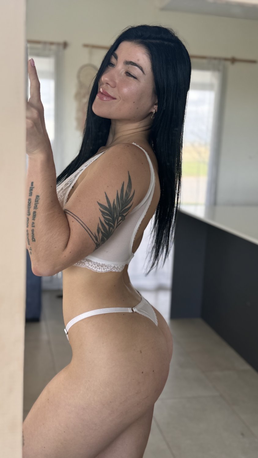I look delicious and I want to look even better #XeX3LByo