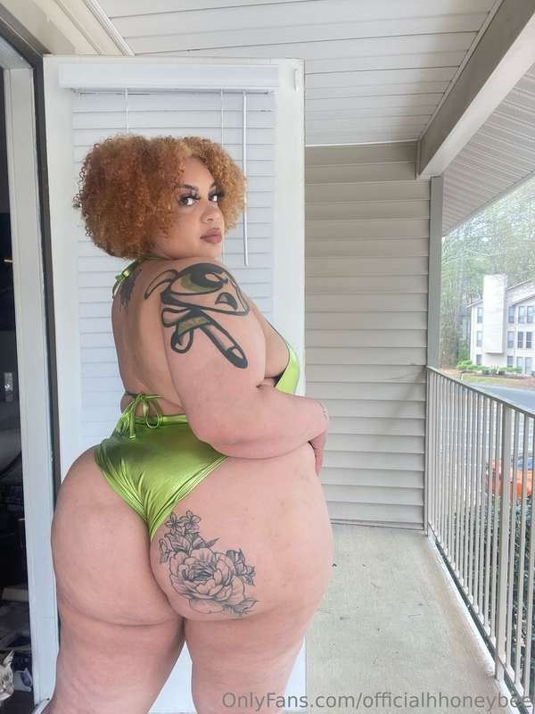 Typical Light skin Ebony #xhe0fXSs