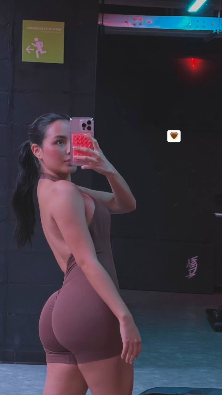 Sexy busty latina teen Carolina #XLamnt0t