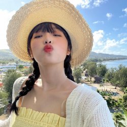 최예나(yena)