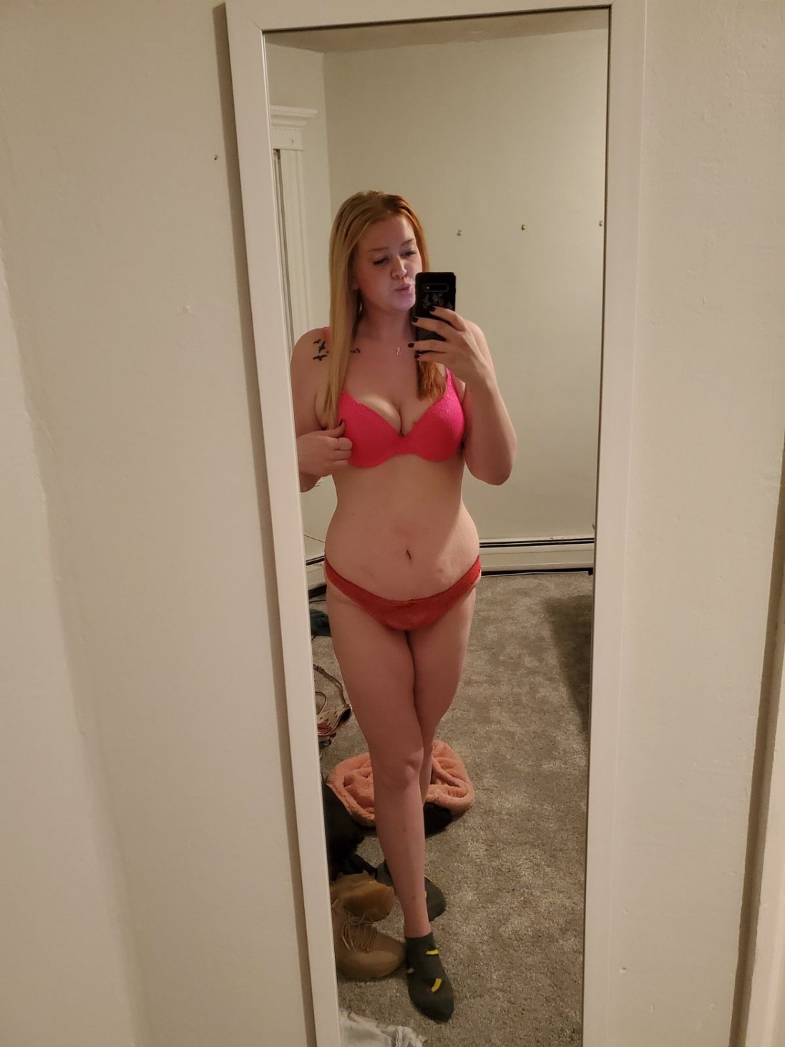 Wife With Perky Pierced Tits #xUtWHUrx