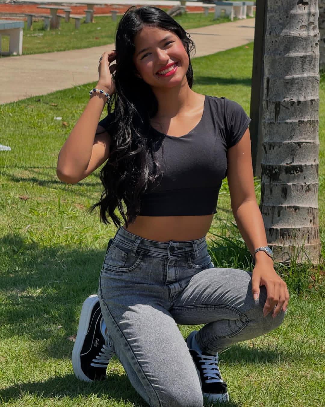 Novinha gostosinha 😏💦🔥 #XYi7XyK2