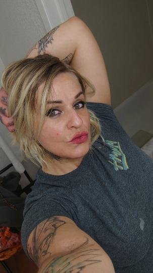 40 year old middle school mom escort in Ventura ca #yCWTUmRD