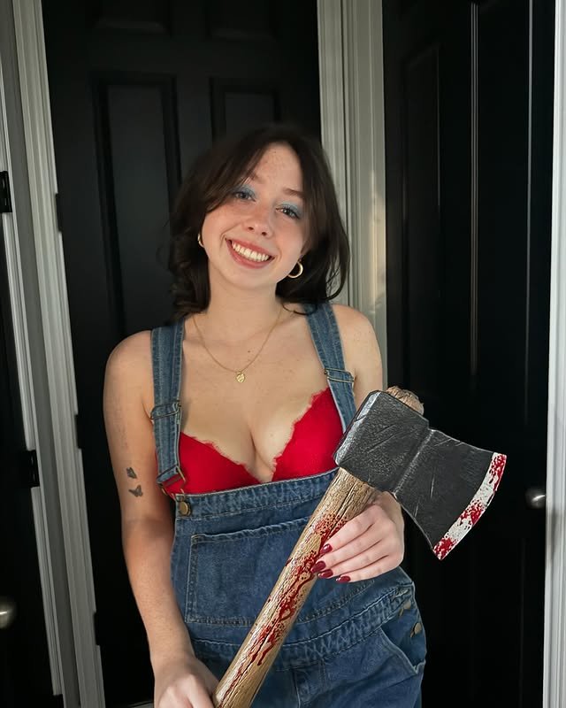 Sexy busty college teen Landri #yfme13nU