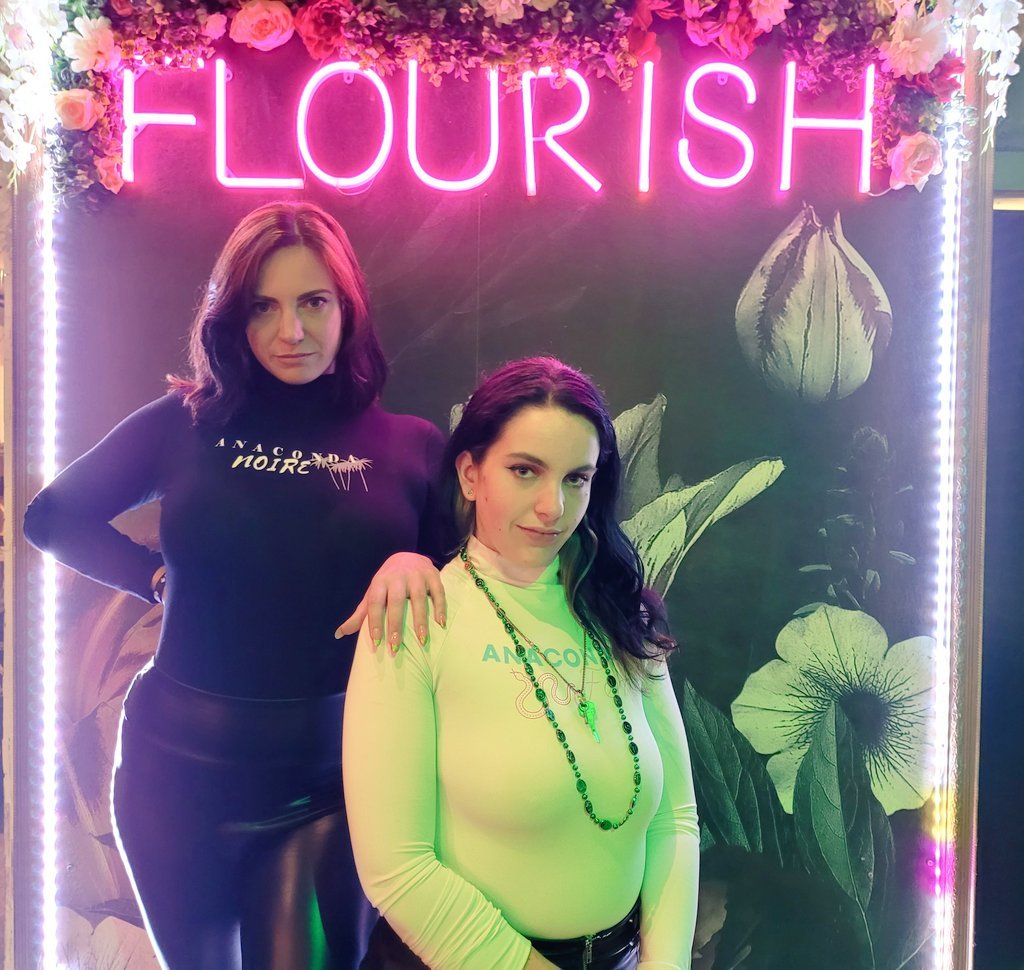 L.A & L.V I Swear These Two Are Related, Can Someone Confirm! #ygzBxPYh