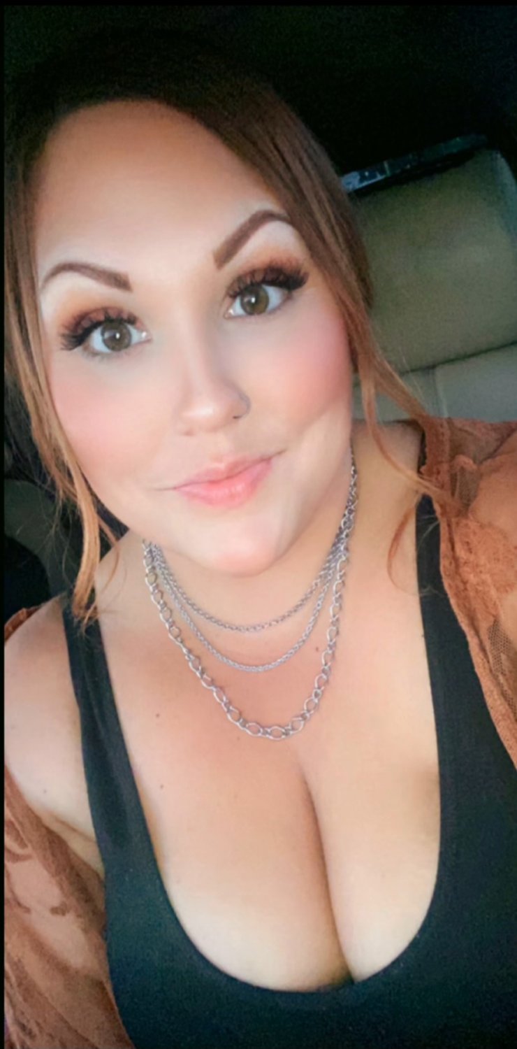 Guy submitted his friend's wife because she is gorgeous. Tiffany Kentucky #YhNOOkso