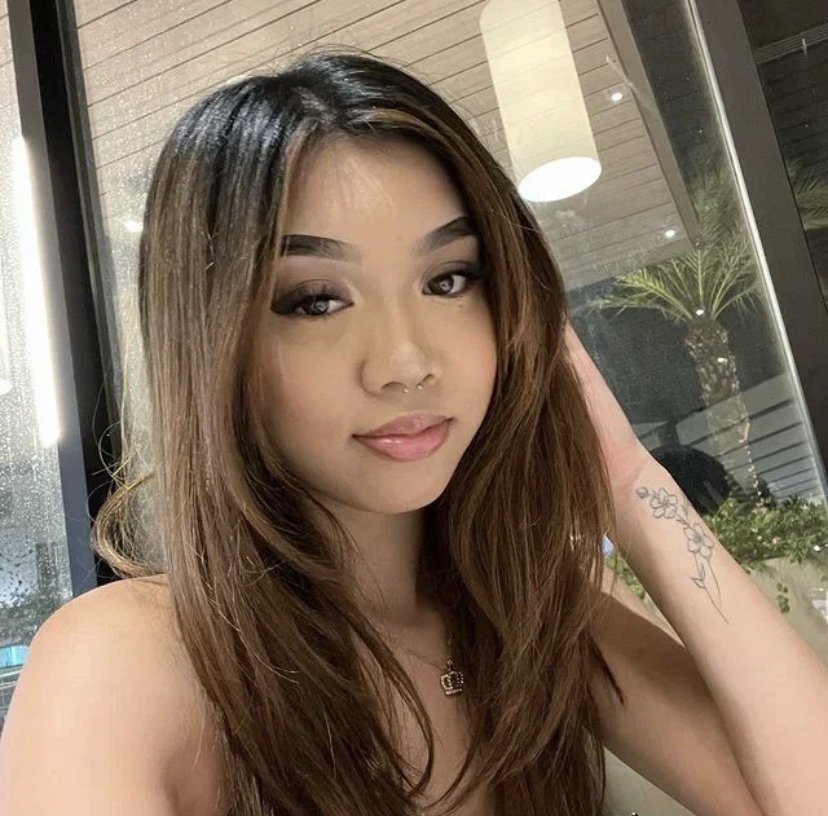Real ABG Slut’s Sextape & Nudes Leaked…Damn! #yHsaPUOk