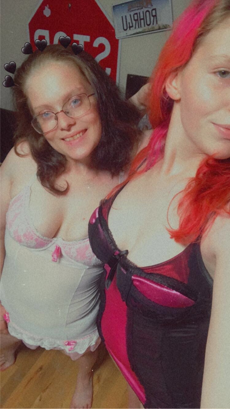 Chubby Slut & Friend #Yht5VFsR