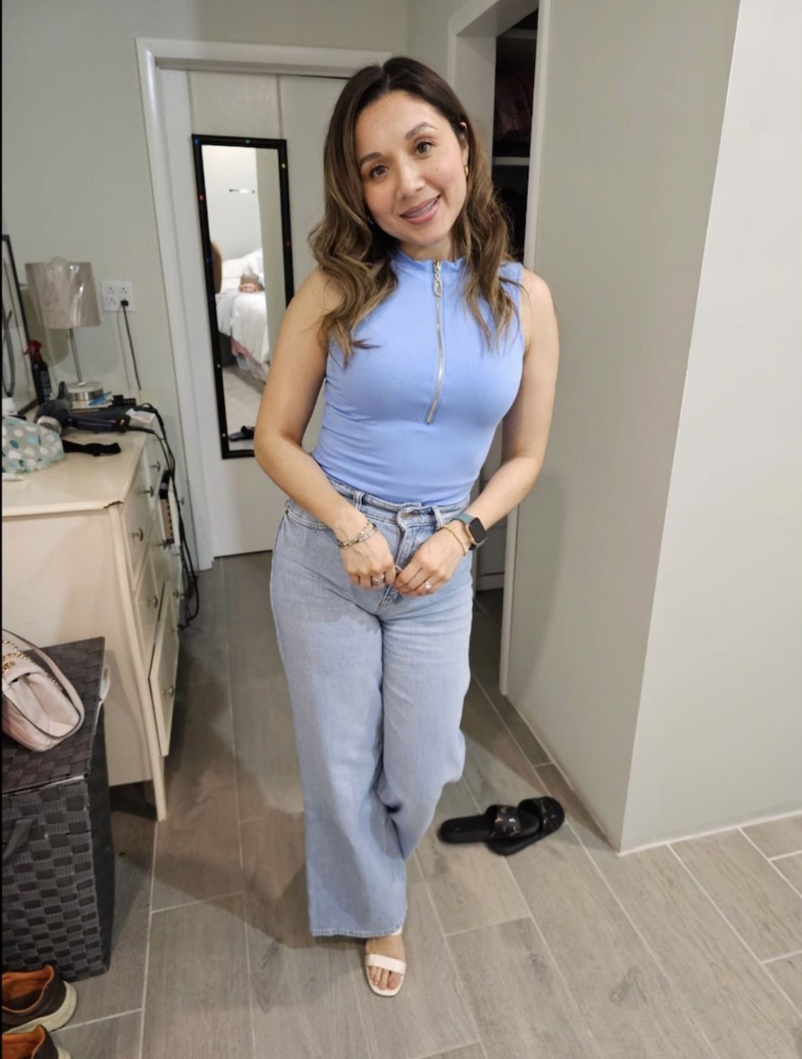 Pretty Asian MILF aged like a fine wine #YloXZUCN