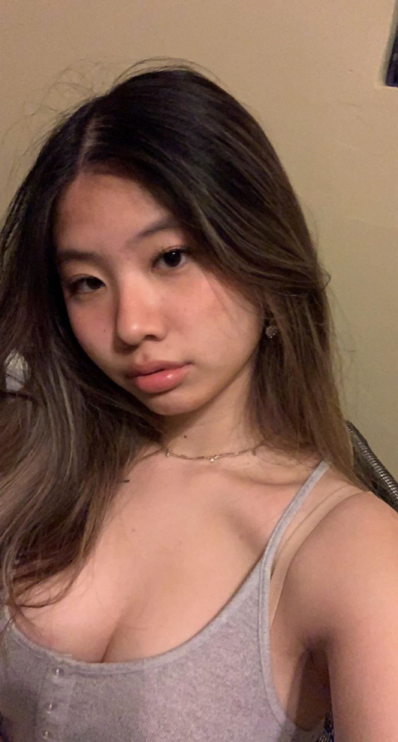 19yo ABG Slut’s LEAKED NUDES - Tits, Pussy, & Ass!!! #Yn5tfIDT