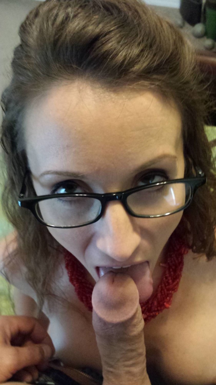 Sexy brunette wife shows off for cum facials #YqrPph9n