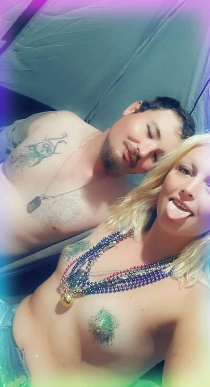yx35grl7-12 Slutty Wife Exposed part 2. Kik alphawest09 to expose your slut #yx35grL7