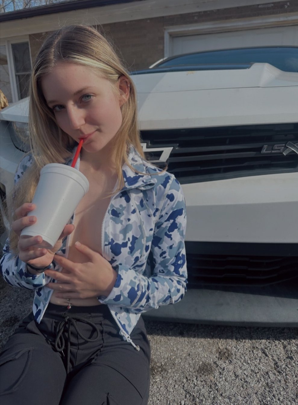 19 yr old BBC Slut #Z1AyRytr