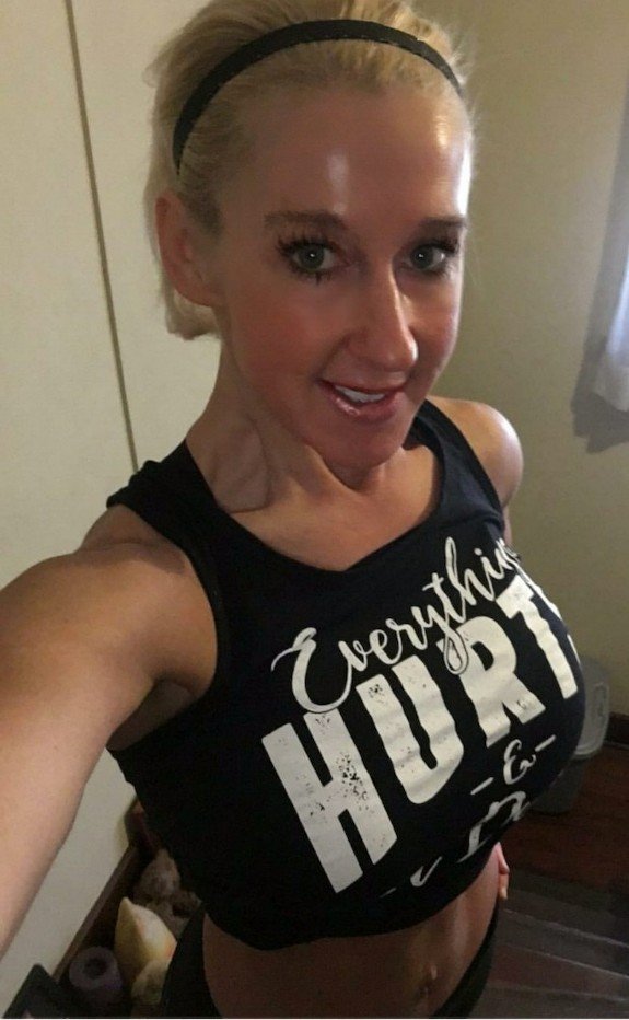 Blonde cougar #zh1rrmmI