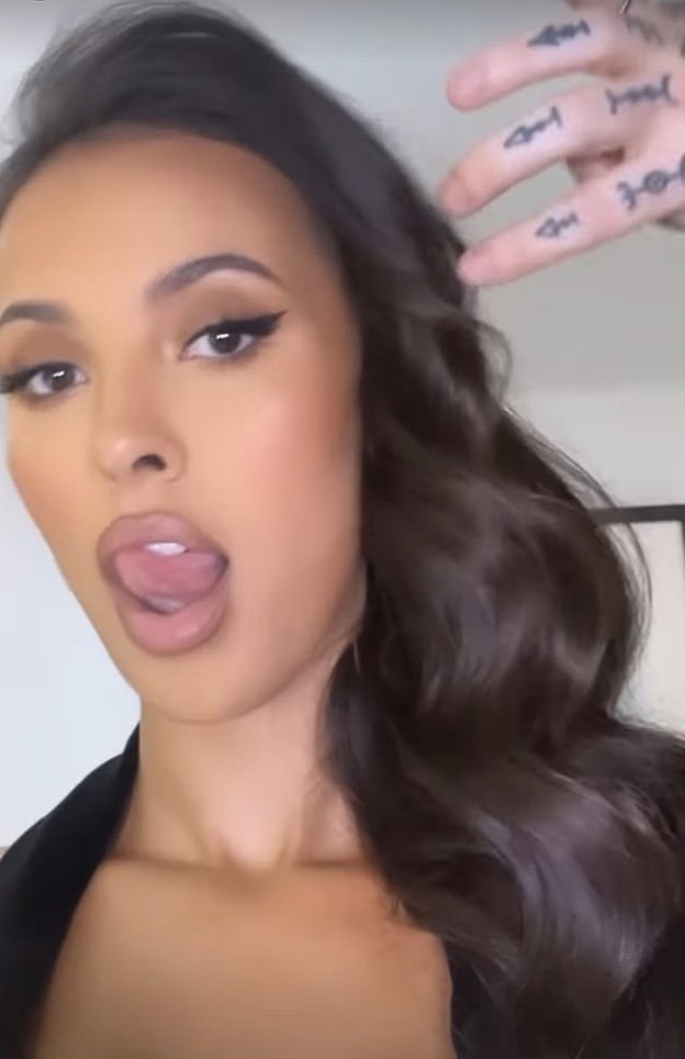 zikqkkmm Wank it for the Jama…Maya Jama Cock Teasing in Boots Panties and Heels 💯🔥🔥😳😳✊🏾🍆💦💦 #ZikQKKmm