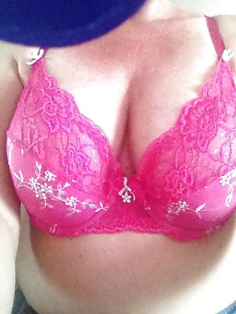 Lorraine - Shy UK Milf.   (pic2) #zngHC3zR