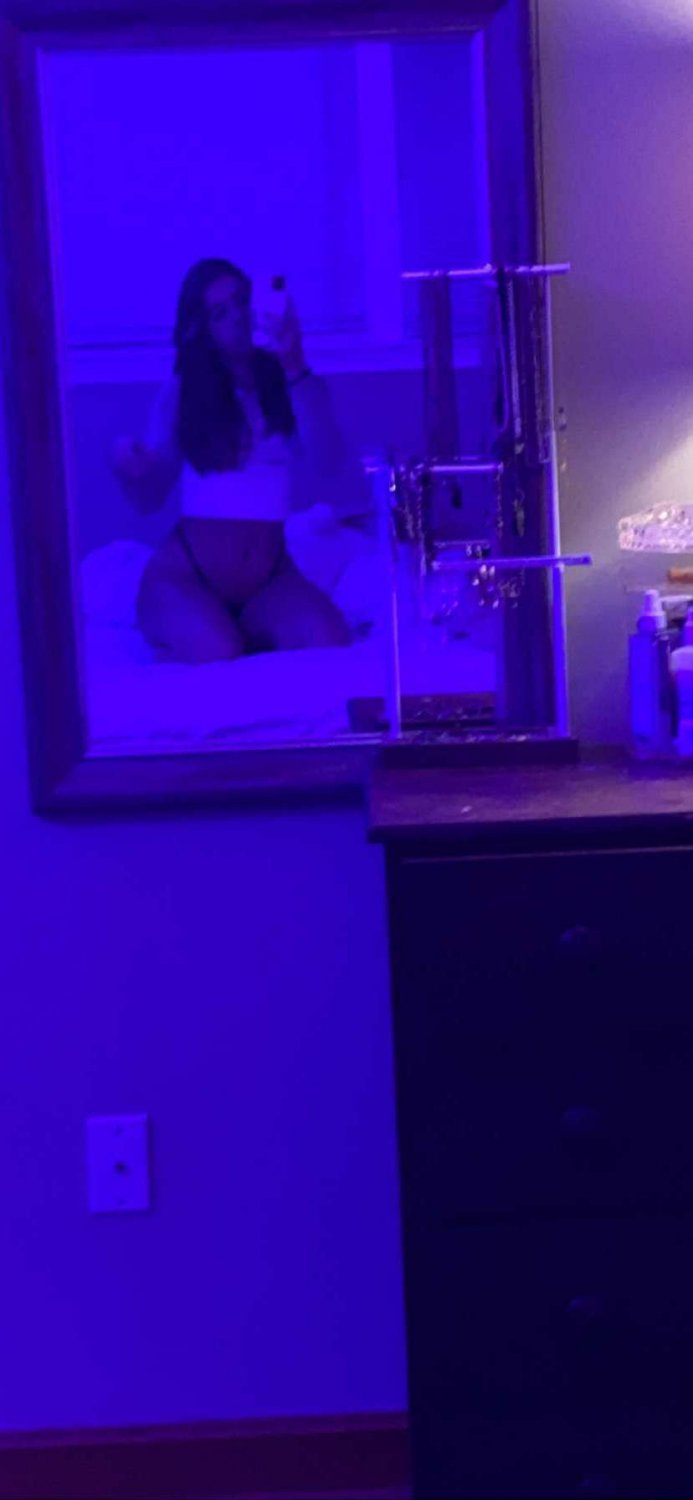 Submitted 19 Year Old PAWG Josie #zNpMAGXh