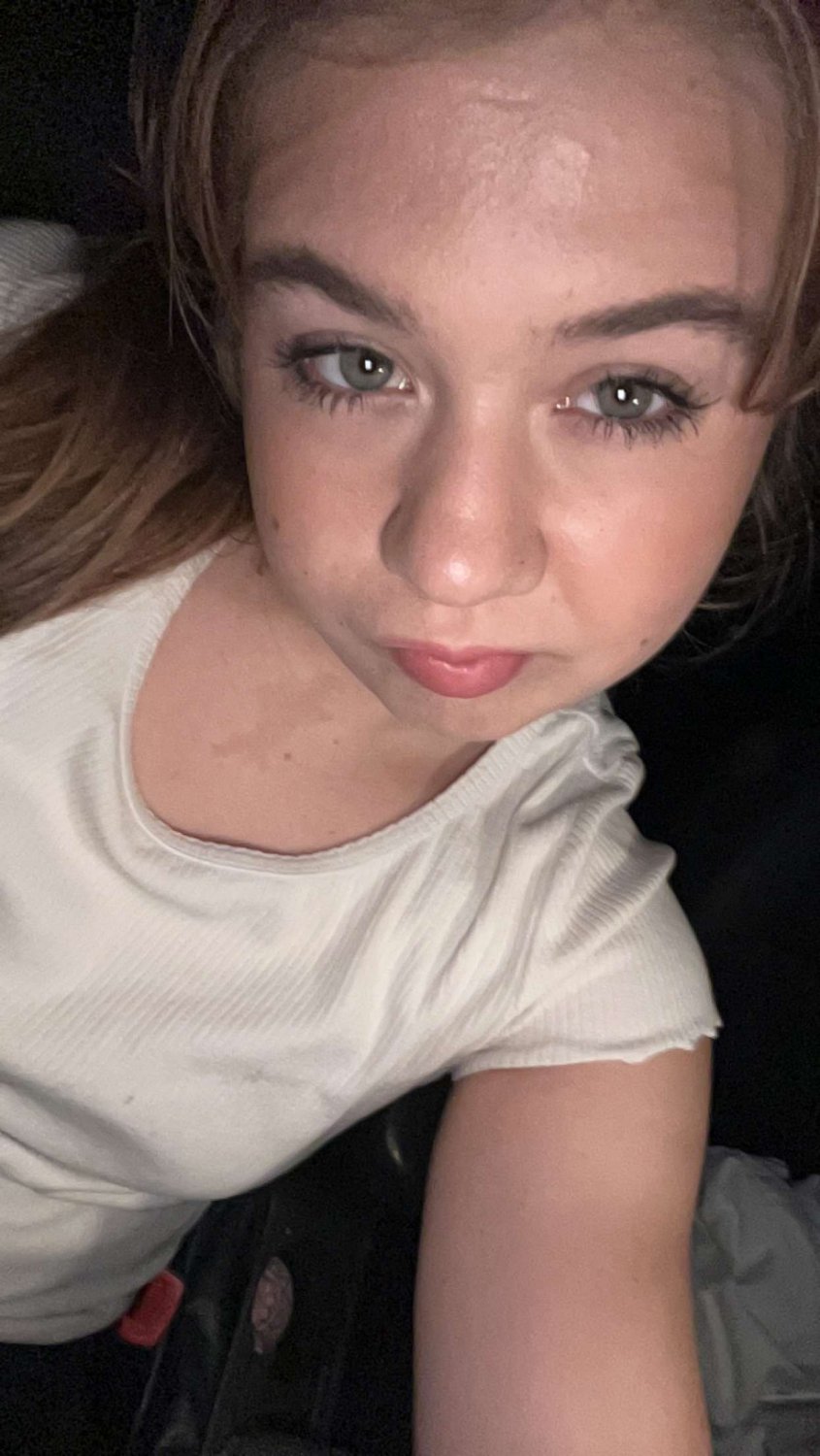Submitted 19 Year Old PAWG Josie #zQblnTjj