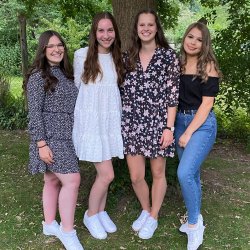 Friendgroup. Which would you take for a Hot Night?