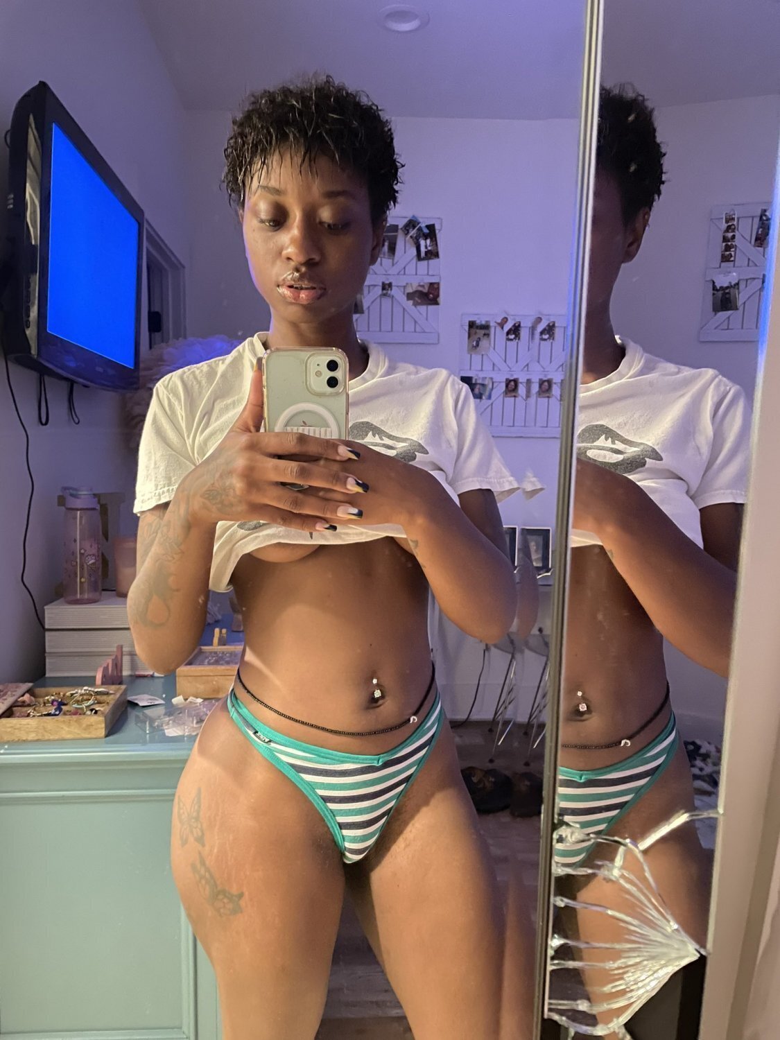 Dark Skin Tomboy Short Hair Baddie #zZ0JbQPF