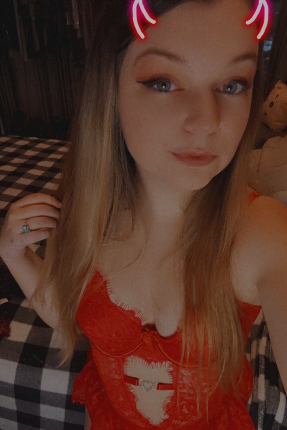Yet another slutwife from Ohio. #0eocTSuP