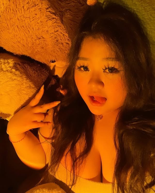 0owyc26j Sexy BBW busty ABG teen Kay #0oWYC26J