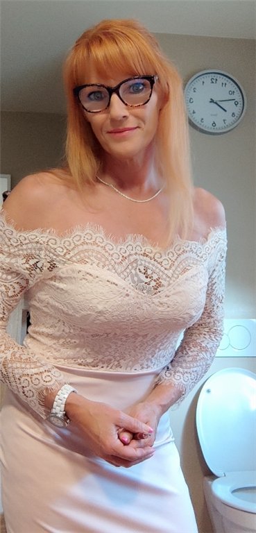 Redhead MILF Marrianne #0pKUmOyu