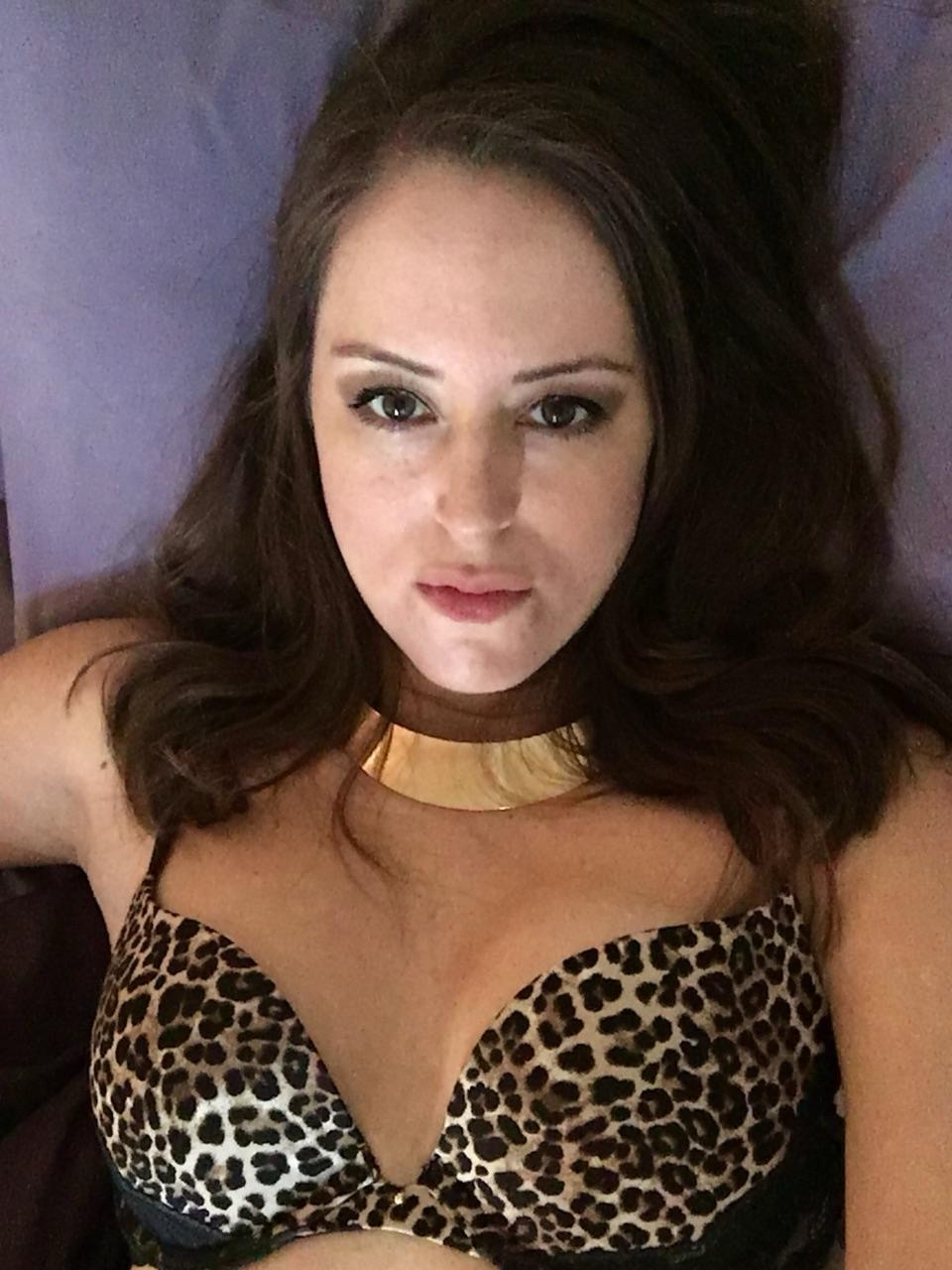 An Arizona Wife Slut #0rYQnU1G